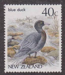 blue duck  - scott# 830