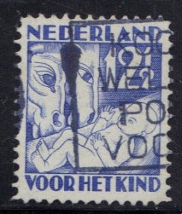Netherlands   #B47  used  1930   child welfare 12 1/2c