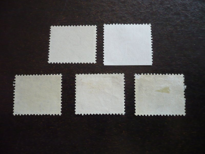 Stamps - Netherlands - Scott# 340-343a - Used Part Set of 5 Stamps