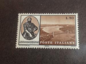 Italy Scott # 901 Mint Never Hinged