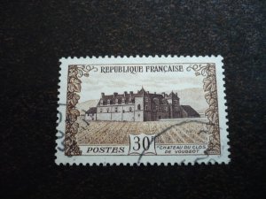 Stamps - France - Scott# 670 - Used Set of 1 Stamp