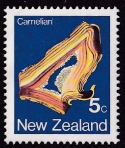 New Zealand #759 Mint