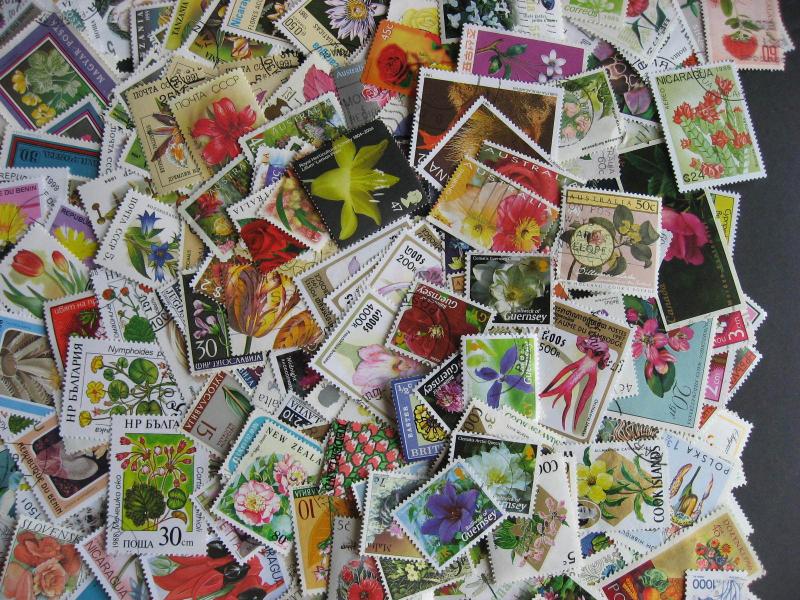 FLOWERS topic 960 different stamps + 12 SS, includes postally used!