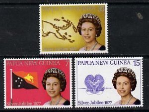 PAPUA NEW GUINEA - 1977 - Silver Jubilee - Perf 3v Set - Mint Never Hinged