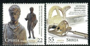 0498 SERBIA 2012 - Museum Exhibits - Officer Sabre - Stattuette of a Roman - MNH