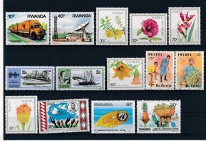 D390495 Rwanda Nice selection of MNH stamps