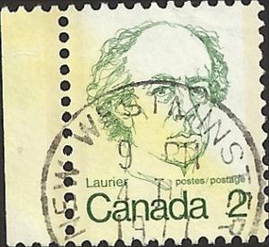 CANADA UNIDENTIFIED BOX ITEM