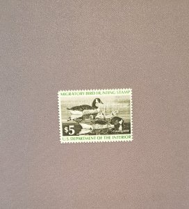 RW43, Canada Goose, Mint OGNH, CV $22.00