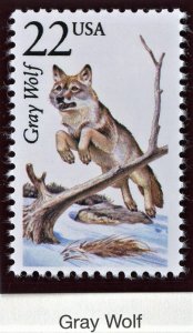 SCOTT #2322 GRAY WOLF  (OG/MNH) MOUNTED
