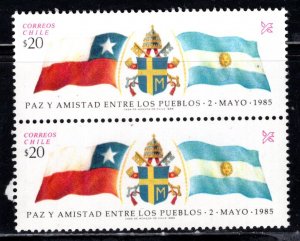 Chile  #688 pair Mint (NH) VF   CV $6.00   ...   13300779