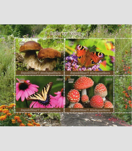 BUTTERFLIES & MUSHROOMS Sheet Perforated Mint (NH)