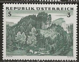 Austria ^  Scott # 687 - MH