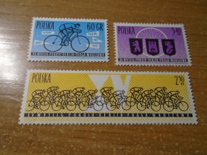 Bicycles : Poland  #  1053-55  MNH
