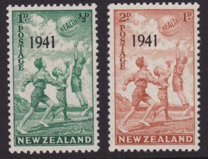 New Zealand #B18-19 - MLH - 1941 Semi-Postals - Children at Play