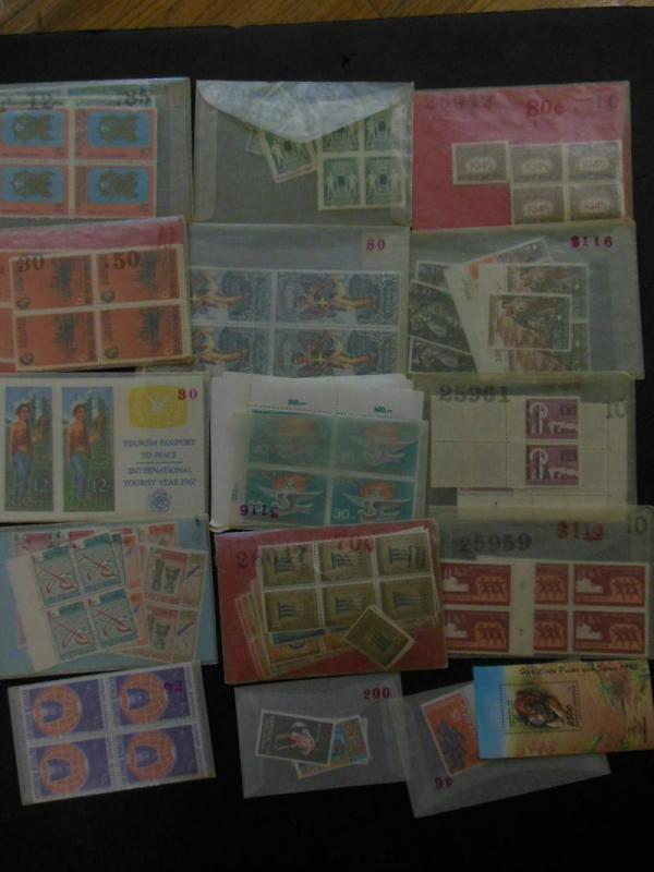 INDONESIA : Large accumulation of all VF MNH singles & sets. Many Better items.