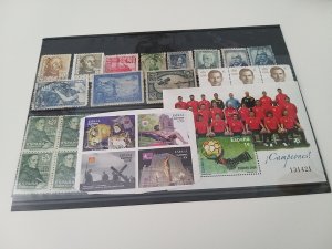 Lot Spain used+ 2 minisheets MNH
