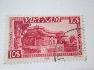 Vietnam (South) #11 used  2024 SCV = $0.35