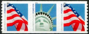 USA 4490-4491  MNH    Flag and liberty strip of 3