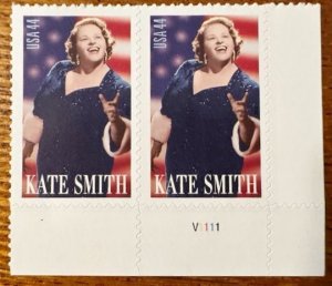 US # 4463 Kate Smith pair w/ plate # 44c 2010 Mint NH