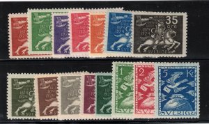 Sweden #213 - #227 Very Fine Mint Lightly Hinged