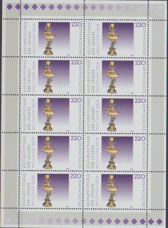 Mi: 2107/8  mnh    2000  Cat  €  40.00