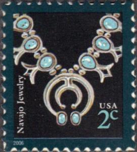 US MNH 2 cent Scott# 3752 Navajo Necklace VF