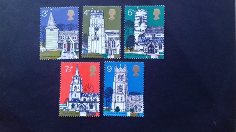 Great Britain 1972 Old Village Churches Mint