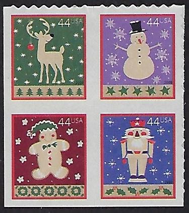 Catalog # 4429 32 Block of 4 ATM Christmas  Contemporay Xmas Stamps