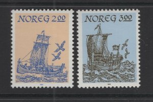 Norway #829-30 (1983 Northern Sailing Ships set) VFMNH CV $2.50