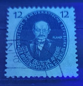 DDR 1950,Sc.#63 used Planck, Max, color b. cv.€ 45 blue fluorecent