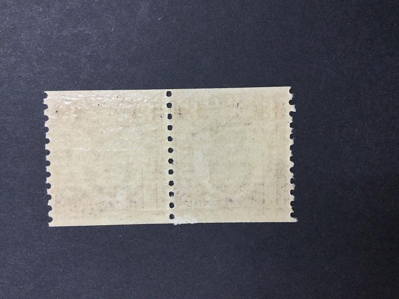 MOMEN: US #600 PAIR MINT OG H $20 #3261