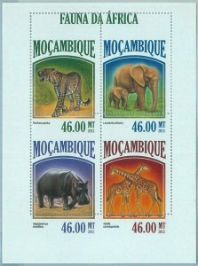 M1459 - MOZAMBIQUE - ERROR,2013 MISSPERF SHEET: African Fauna, Elephant, Giraffe