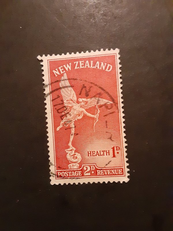 ^New Zealand #B31                 Used