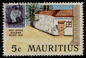 Mauritius 376 Old Post Office Used CV$0.30