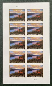 5041 ￼ COLUMBIA RIVER GORGE Sheet of 10 US Express Mail $22.95 Stamps MNH 2016