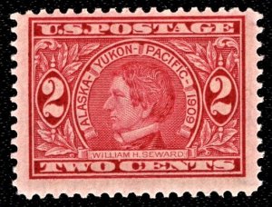 US 370 MNH VF/XF 2 Cent William H. Seward Alaska-Yukon Pacific Exposition