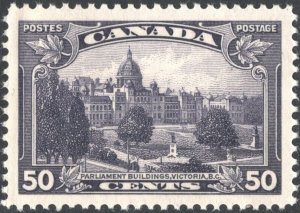 Canada SC#226 50¢ Parliament Buildings, Victoria, B. C. (1935) MNH