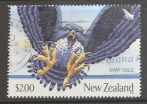 NEW ZEALAND 2009 GIANT EAGLE $2 SG3127 USED