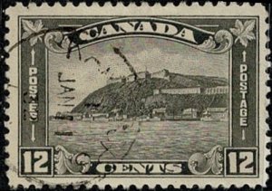 Canada #174 12c gray used
