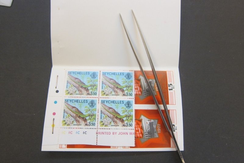 Seychelles 1977 Sc 399,404 Booklet