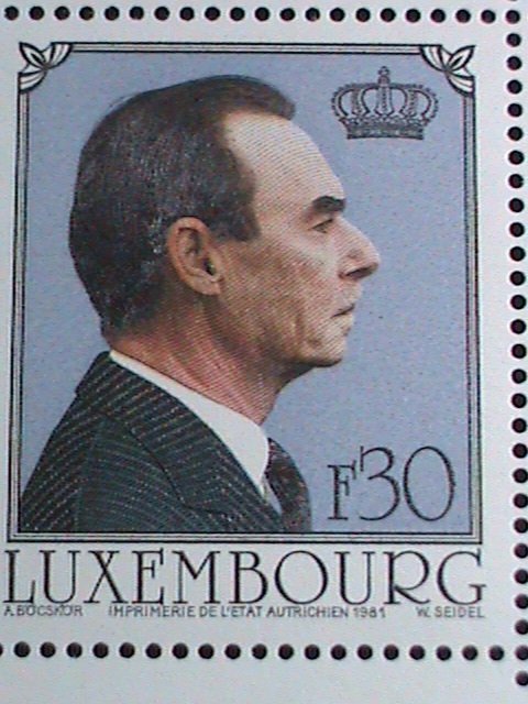 ​LUXEMBOURG STAMP-1981-SC#650 GRAND DUKE JEAN, 60TH BIRTHDAY MNH-S/S VERY FINE