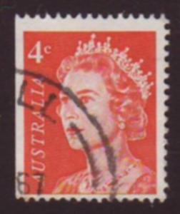 Australia 1966 Sc#397, SG#385 4c Red Queen Elizabeth II USED