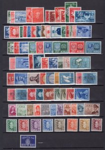 NORWAY 1946-1960 LOVELY LOT COMPLETE SETS HIGH CATALOGUE VALUE ALL PERFECT MNH