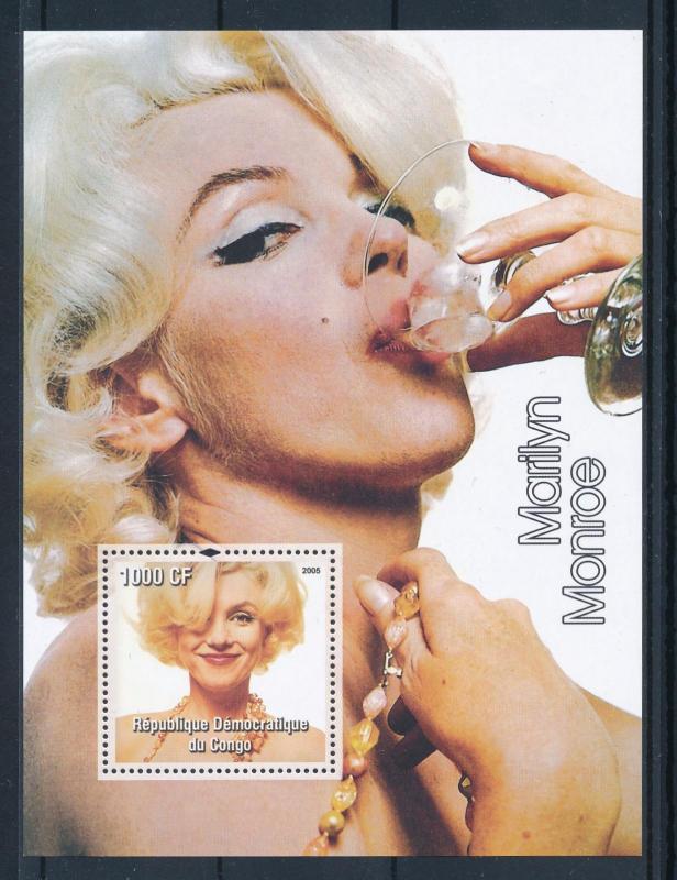 [58377] Congo Kinshasa 2005 Marilyn Monroe drinking wine Vin  MNH Sheet