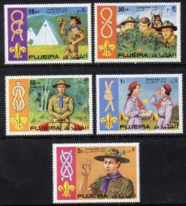 Fujeira 1971 Scouts set of 5 unmounted mint (Mi 679-83A)