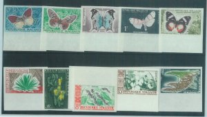 88685 - MADAGASCAR - Collectable STAMPS -  10  IMPERF stamps 1960  BUTTERFLIES