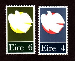 Ireland # 318-319 Mint!