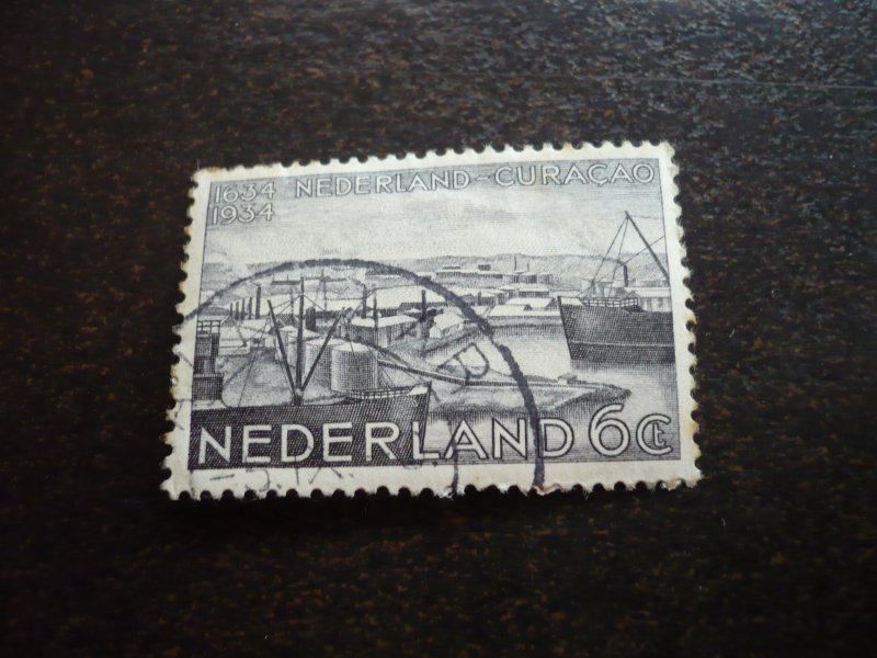 Stamps - Netherlands - Scott# 202- Used Part Set of 1 Stamp