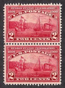 372 Mint,OG... Pair... SCV $20.00
