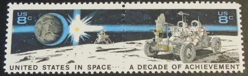 1971 8c Space Achievement Decade Scott 1435b pair MNH